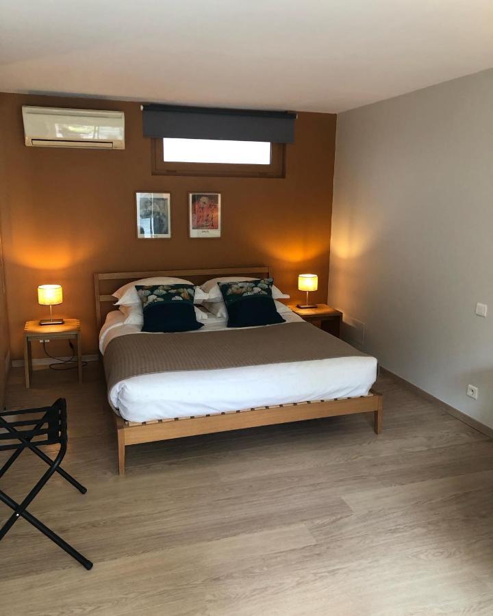 Couette Et Cafe Hotel Montpellier Bagian luar foto